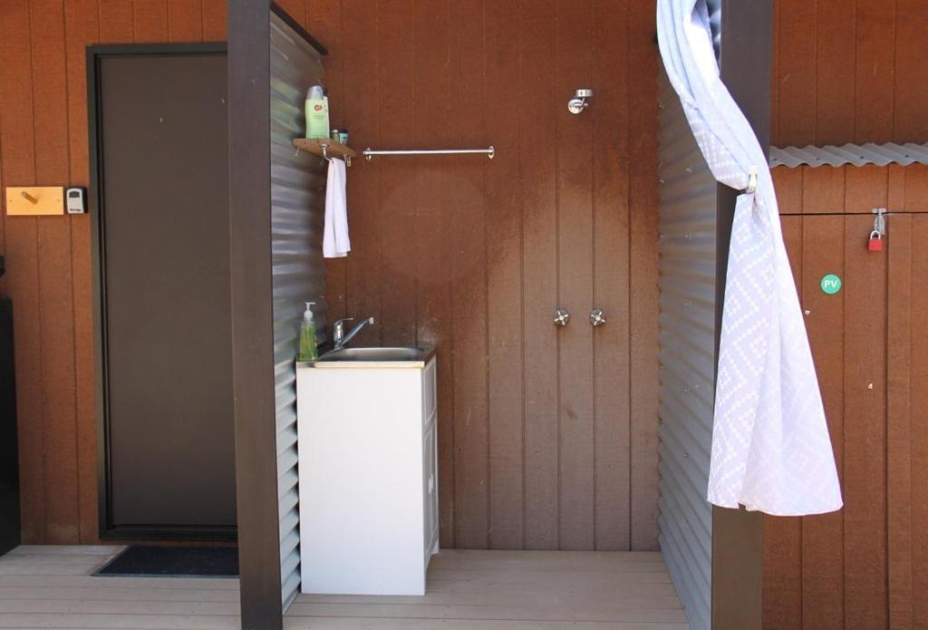 Bay Of Fires Eco Hut Off Grid Experience At Binalong Bay Villa Exterior foto