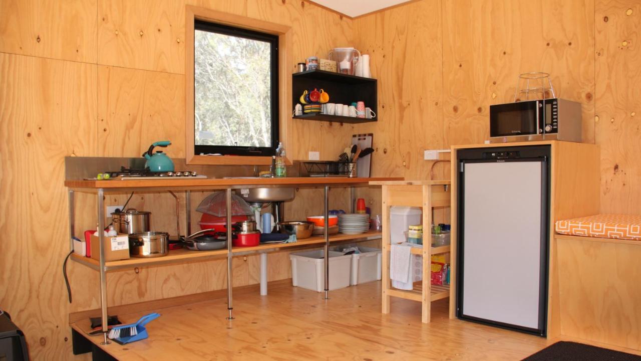 Bay Of Fires Eco Hut Off Grid Experience At Binalong Bay Villa Exterior foto