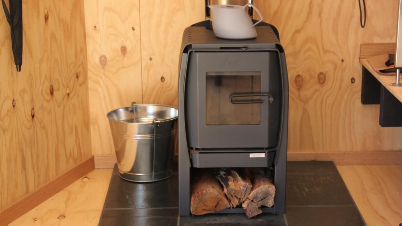 Bay Of Fires Eco Hut Off Grid Experience At Binalong Bay Villa Exterior foto